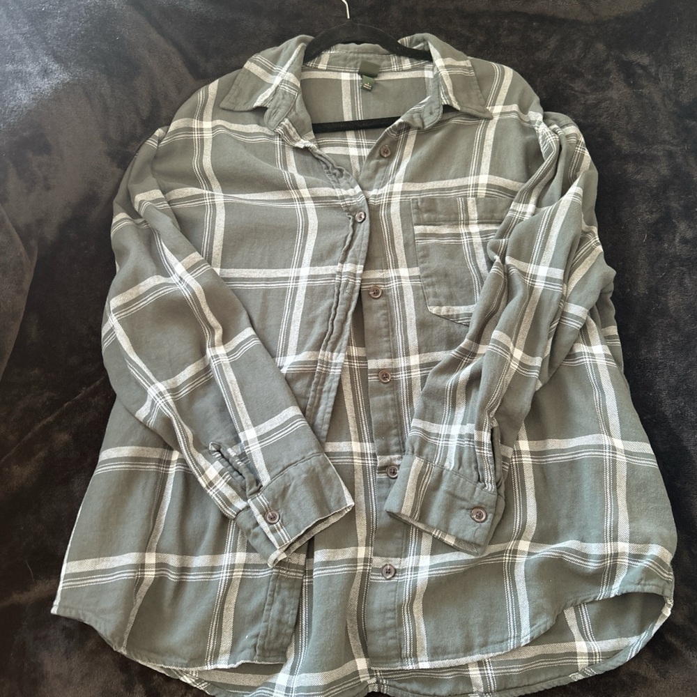 Wild fable button up